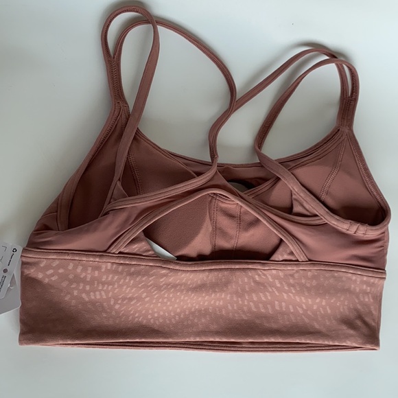 NWT LULULEMON SPORT BRA size 6 - Picture 4 of 4